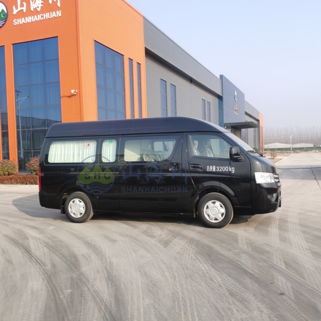 Coche f&uacute;nebre Foton Motors G7 para el servicio de traslado de cad&aacute;veres de funerarias